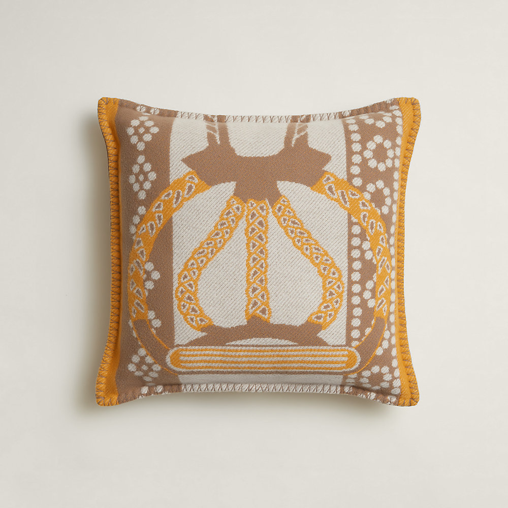 Coussin Fantaisie d'Etriers | Hermès France Coussin Fantaisie d'Etriers | Hermès France